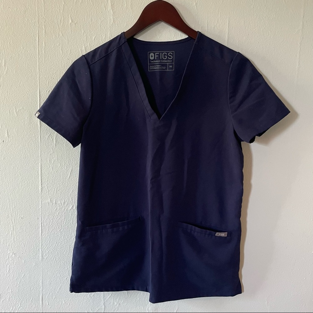 Navy blue figs Casma scrub top XS